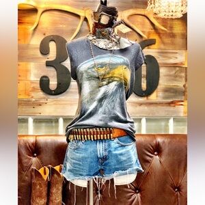 Graphic Eagle Print Sleeveless Top